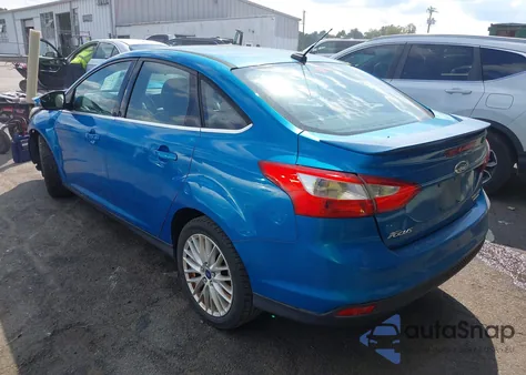 2013 Ford Focus Titanium from USA, damaged, VIN 1FADP3J22DL208163
